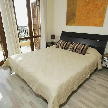 Willa Aphrodite Hills Junior Junior Td01 Air Conditioning Private Pool 3 Bedrooms P